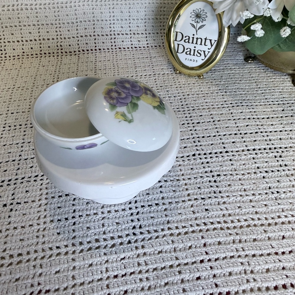 Floral Ceramic Trinket Box